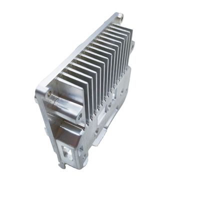Aluminiumbearbeitete CNC-Wärmeabwasseraufbereitungskomponenten für elektronische Geräte