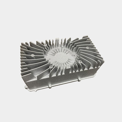 Spezifische Verarbeitung Aluminiumlegierung Heizkörperteile Hochdruckguss zur Wärmeabsorption