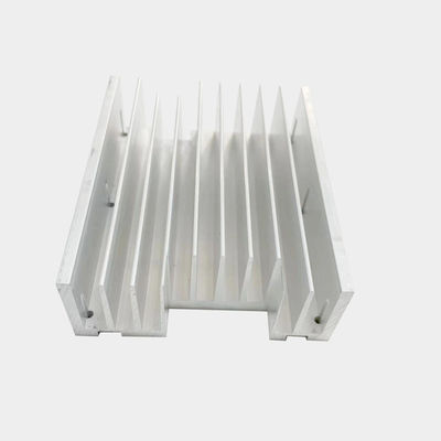 CNC-Bearbeitungsgegenstände, CNC-bearbeitet, Aluminiumkühlflossen 5 mm Flossenhöhe 2 mm Flossenhöhe