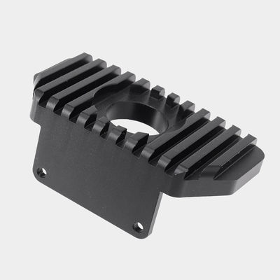 Rechteckige CNC-bearbeitete Präzisionswärmeabsorber mit anodisierter Oberfläche
