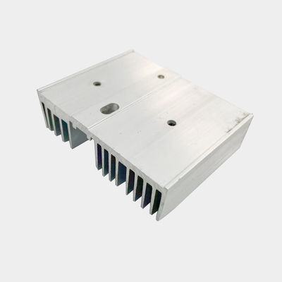 Korrosionsbeständige Aluminiumprofile Wärmewaschfläche Aluminium Extrusionswärmewaschfläche mit effizienter Wärmeverteilung