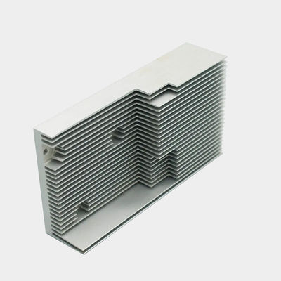 Metallwärmespüler für die extrudierende Industrie mit anpassbarer Breite und Bohrungen
